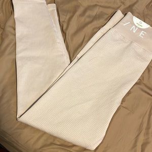 Aerie seamless light pink leggings size large never worn NWT